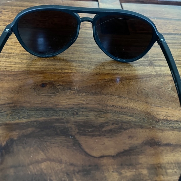goodr operation blackout aviator sunglasses blackout - Picture 5 of 5